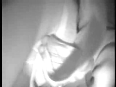 اللسان و فيديو سكس اجنبي مترجم دسار الداعر في نفس الوقت